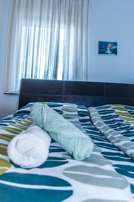 Apartment Flores Osijek Zewnętrze zdjęcie