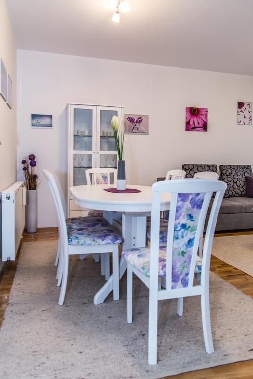 Apartment Flores Osijek Zewnętrze zdjęcie